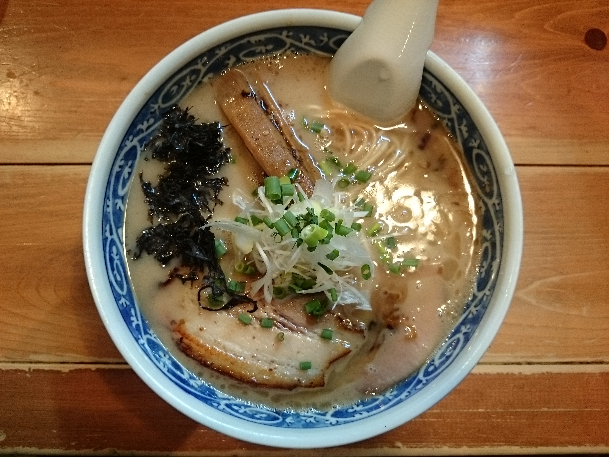 とんこつラーメン