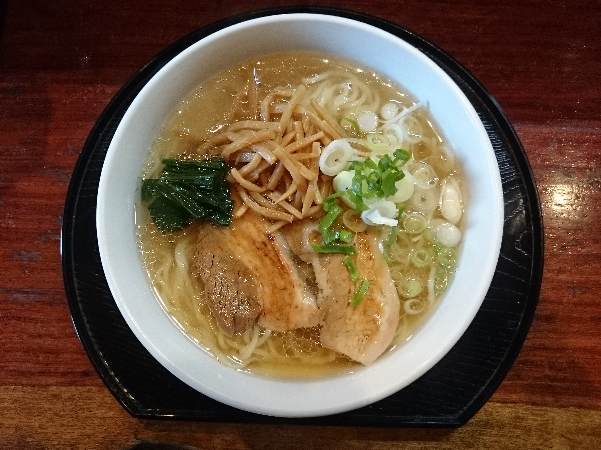自然洞ラーメン白