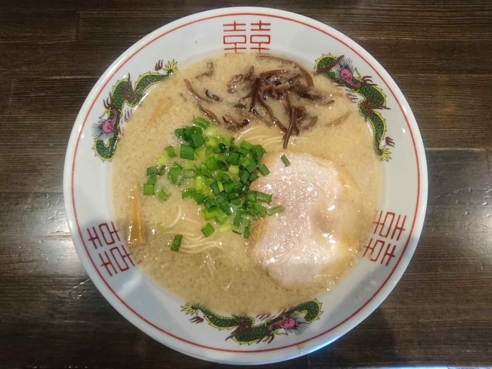 豚骨醤油らーめん