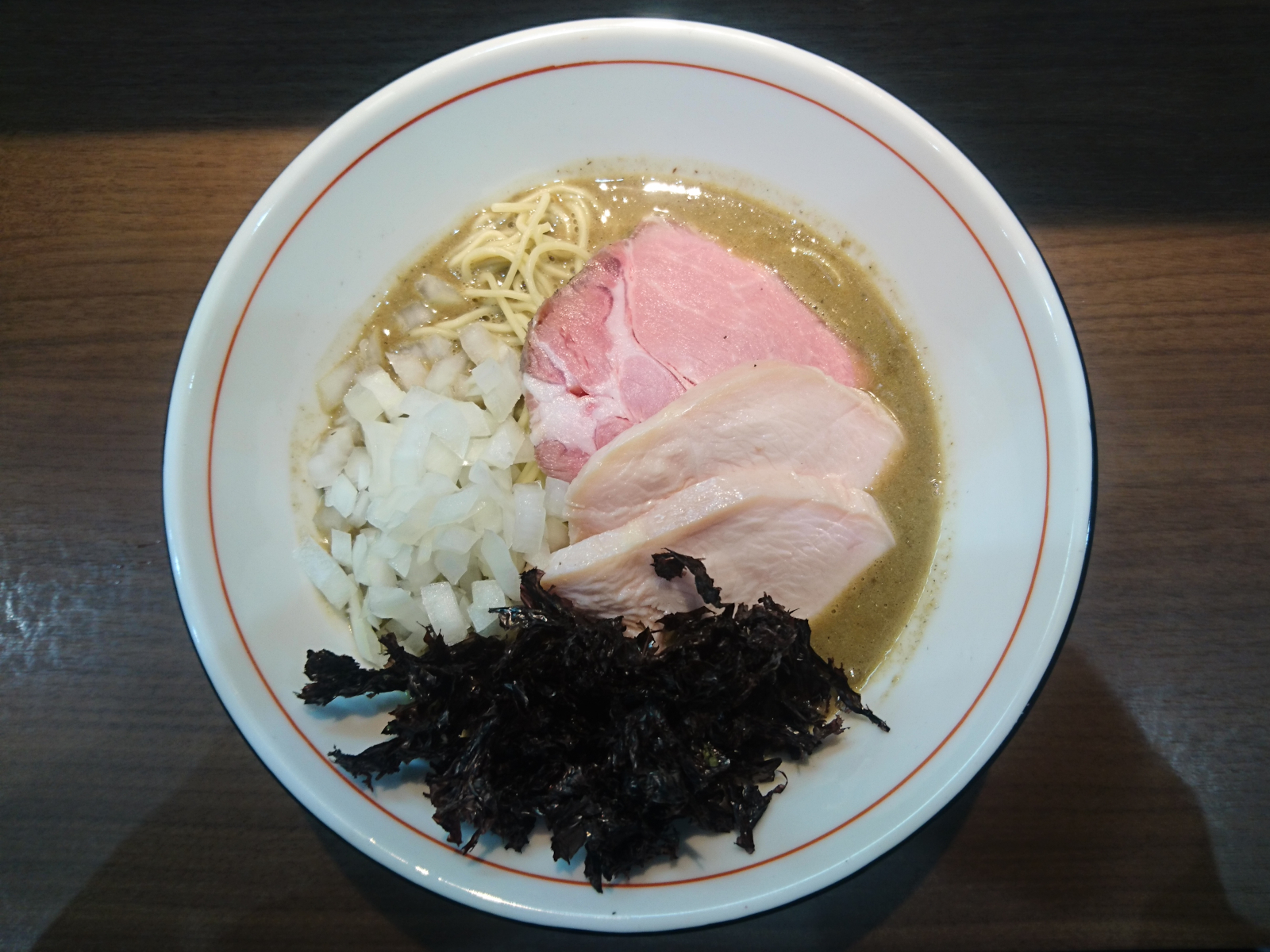 濃厚煮干しソバ