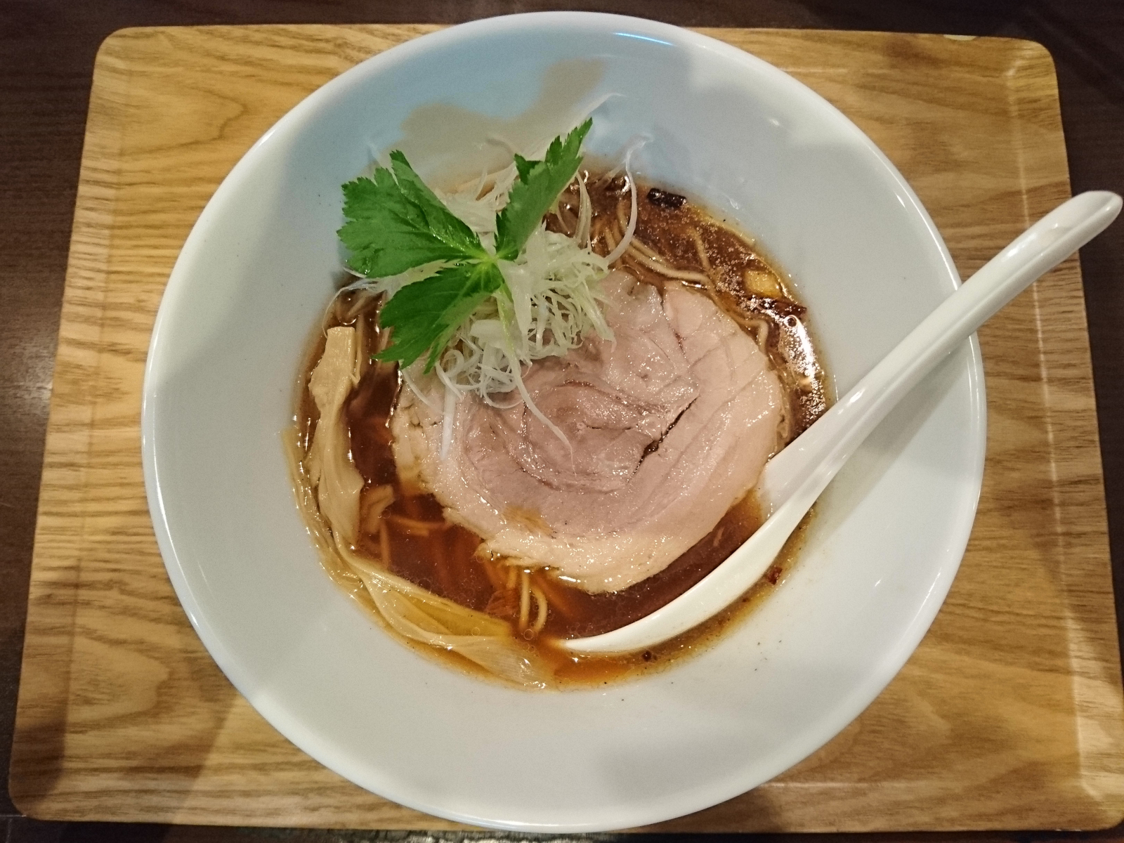 旨味醤油らぁ麺