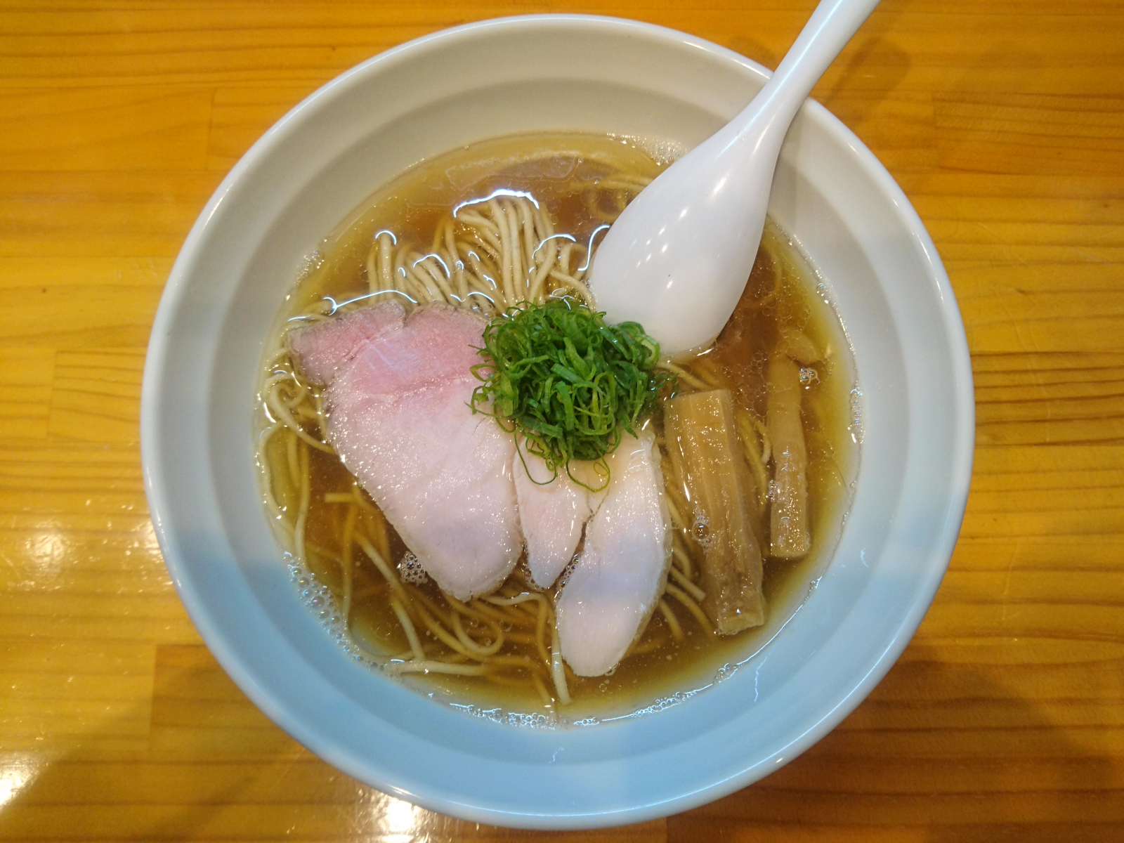 白醤油らーめん