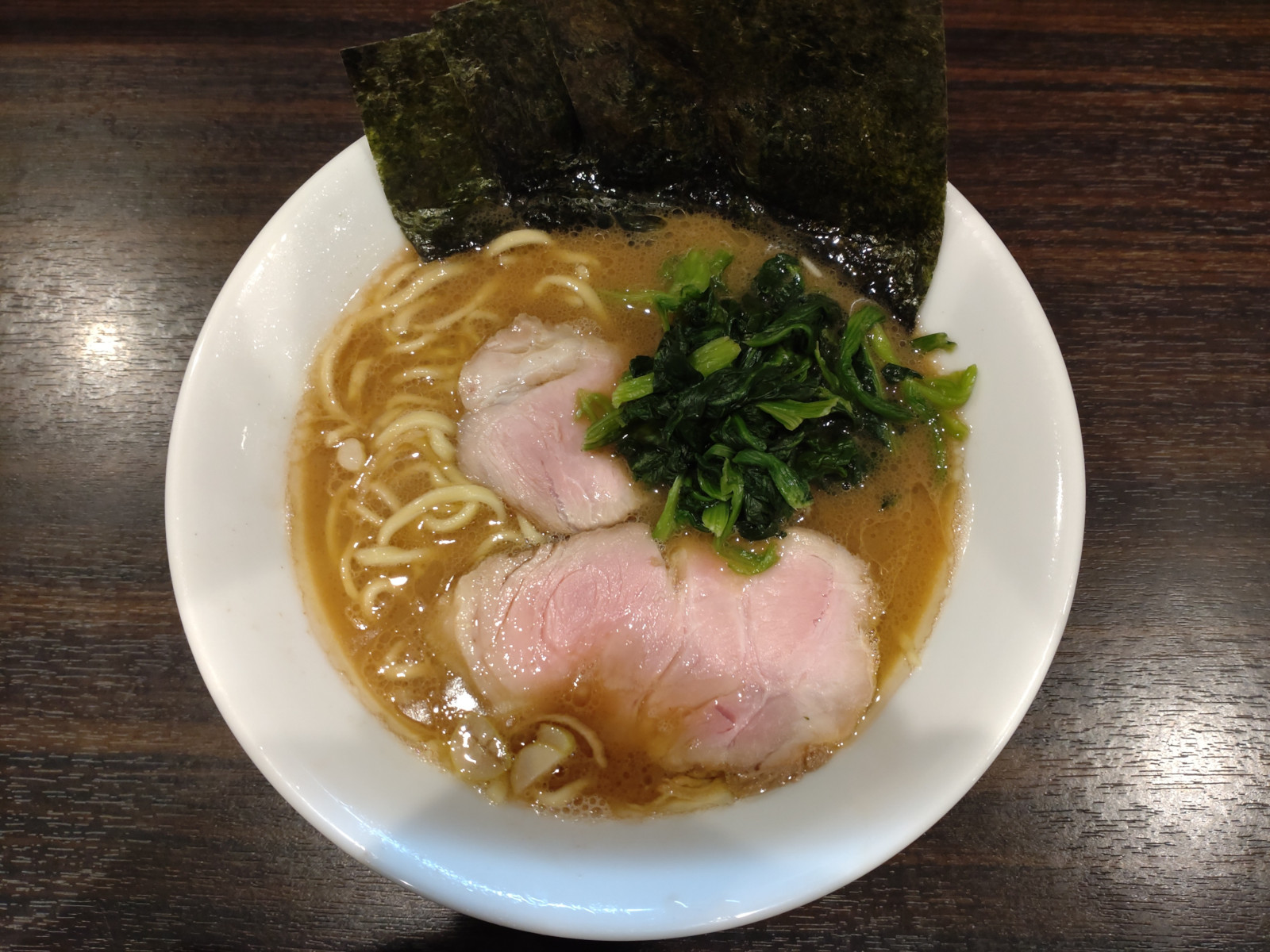 六角家イズムライト豚骨ラーメン