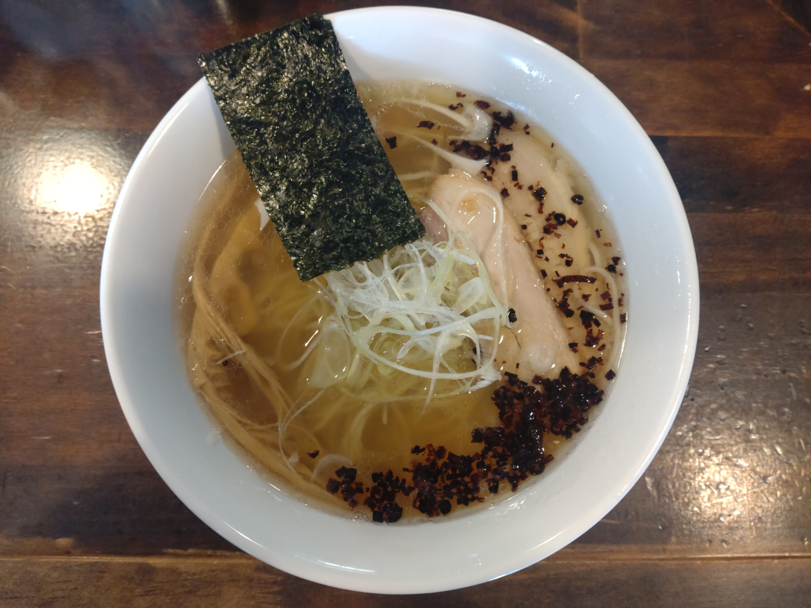 塩焦がしネギラーメン