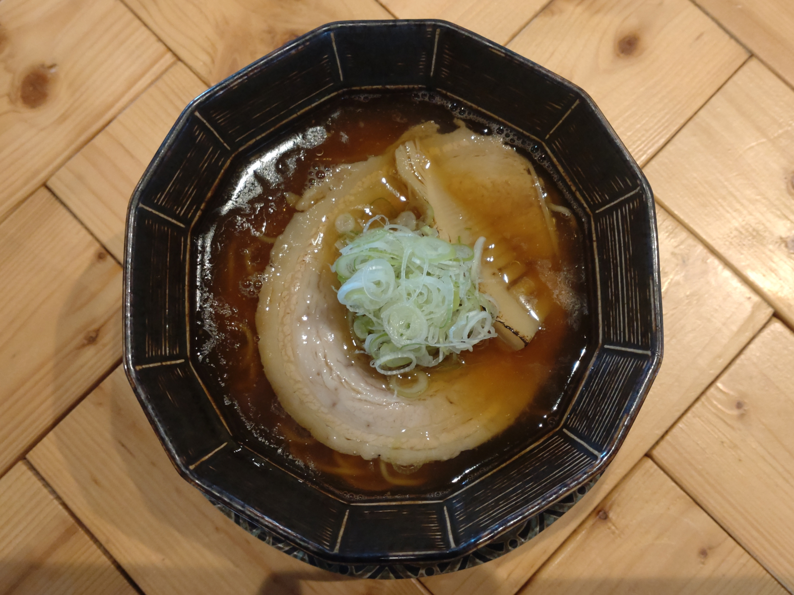 醤油らぁ麺